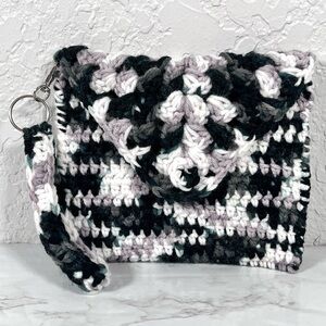 Black, White & Light Gray Crochet Wristlet